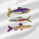 Overdimensioneret børnet-shirt – hvid med fiskemotiv
